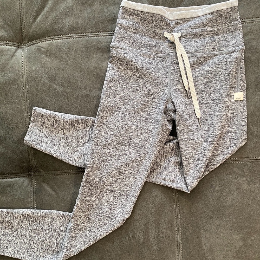 Vuori Daily Legging EUC size XS
